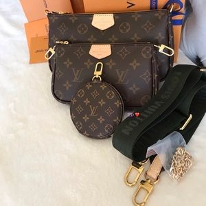 🎁✨BNIB Louis Vuitton MULTI POCHETTE Accessoires